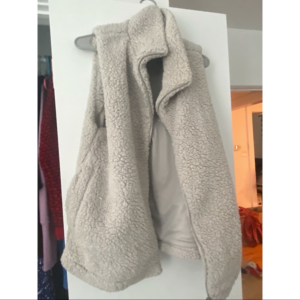 Chic soul vest! Plus size.